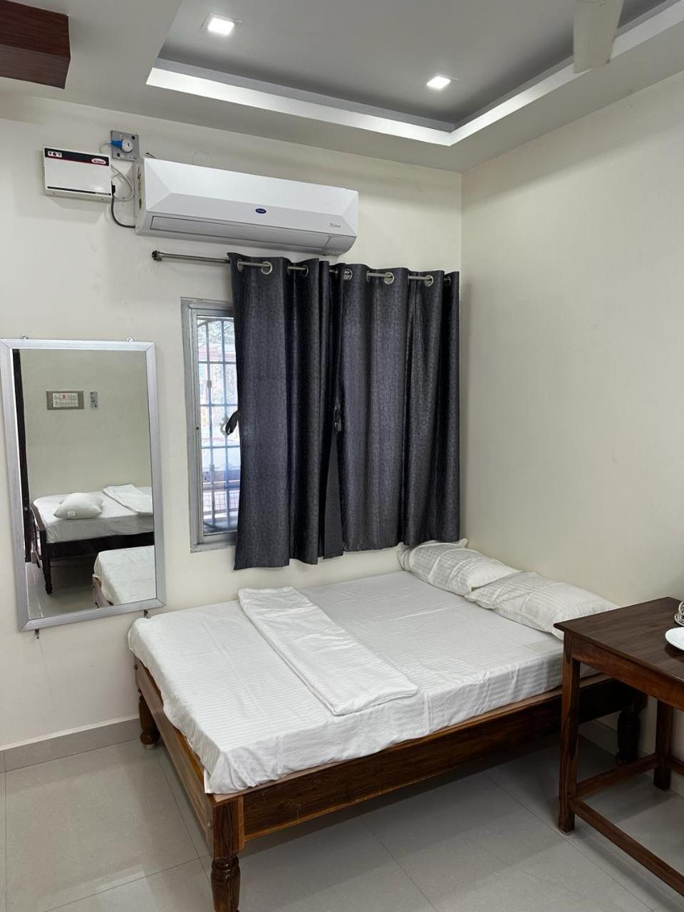 Temple View Home Stay Tiruvannāmalai Екстериор снимка